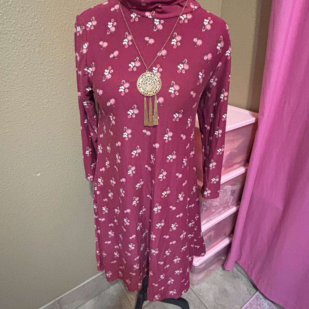 Discreet Maroon Floral Long Sleeve Dress